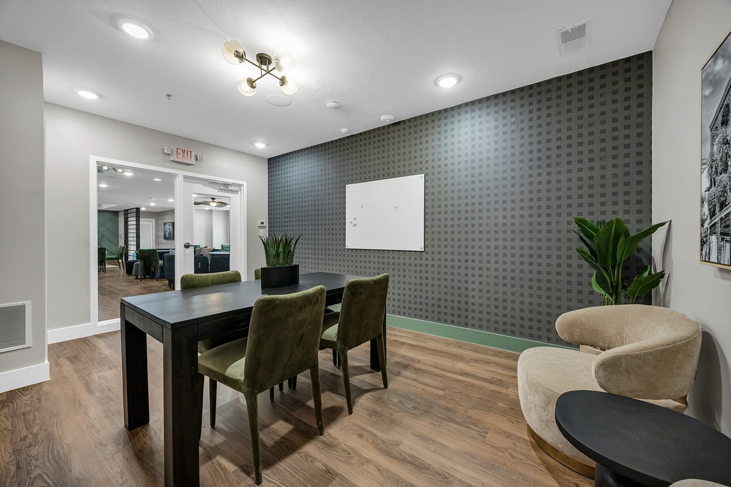 Grayson – Amenities – Lounge (4)