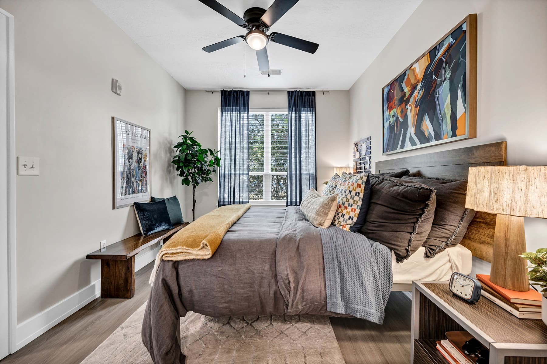 Grayson – Model – Bedroom (2)